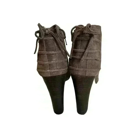 Gianni Bini Taupe Suede Ankle Shoe Peep Toe Side Zip Heels Sandals Sz 8 - Picture 3 of 7